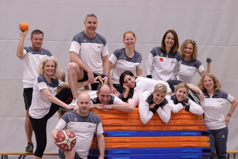 fitness aktive gruppenfoto